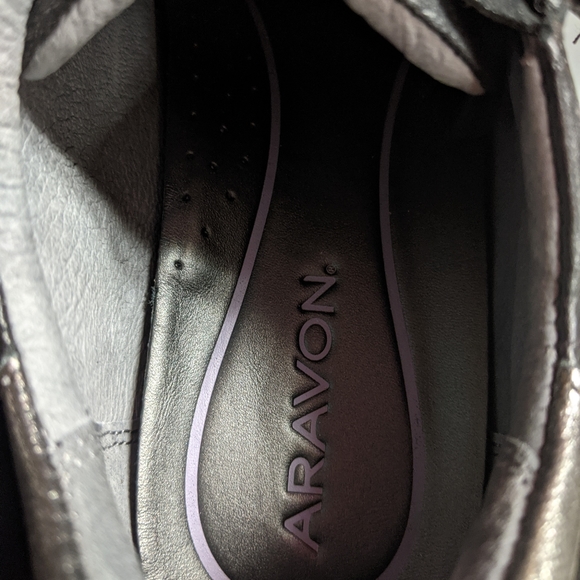 Aravon shoes - Picture 8 of 8